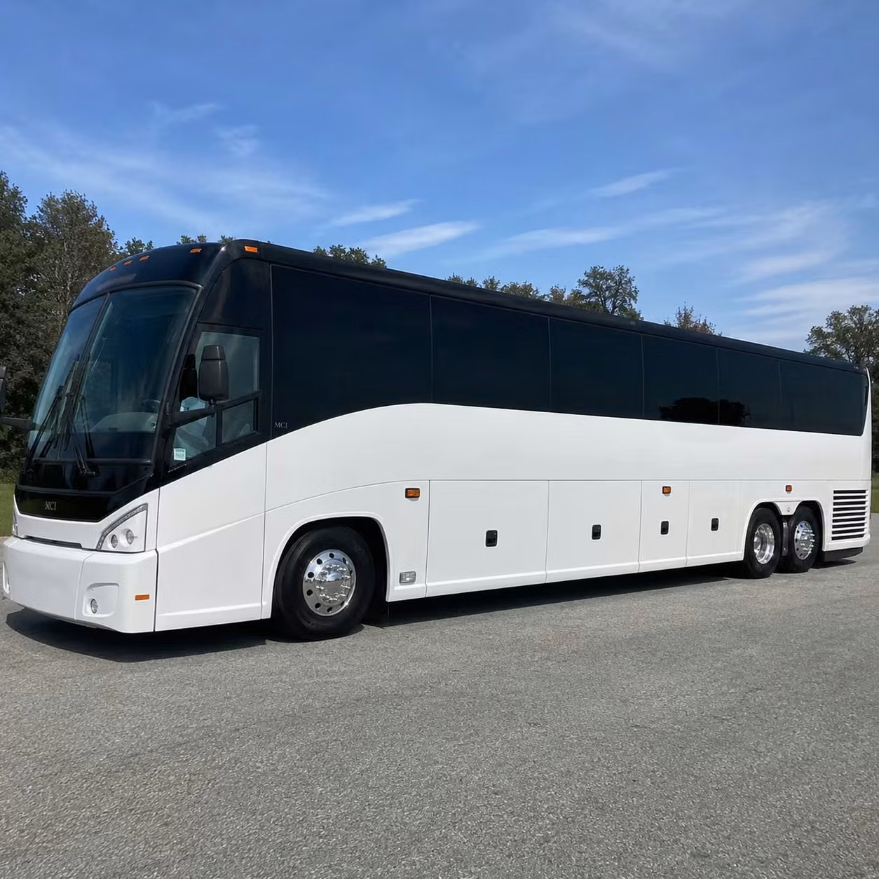 sports team fan charter bus rentals in rocky mount